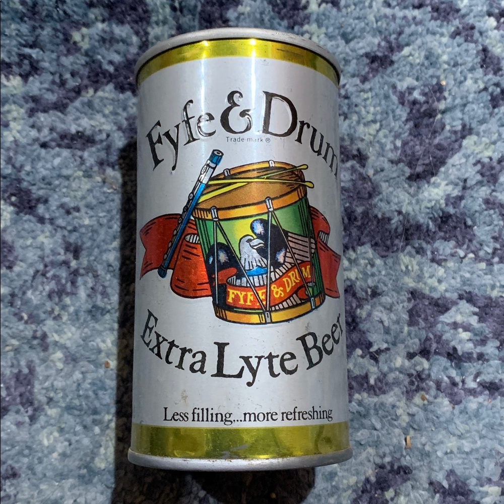 Schmidt’s Bavarian beer empty collectible can Genesee Brewing Rochester, NY